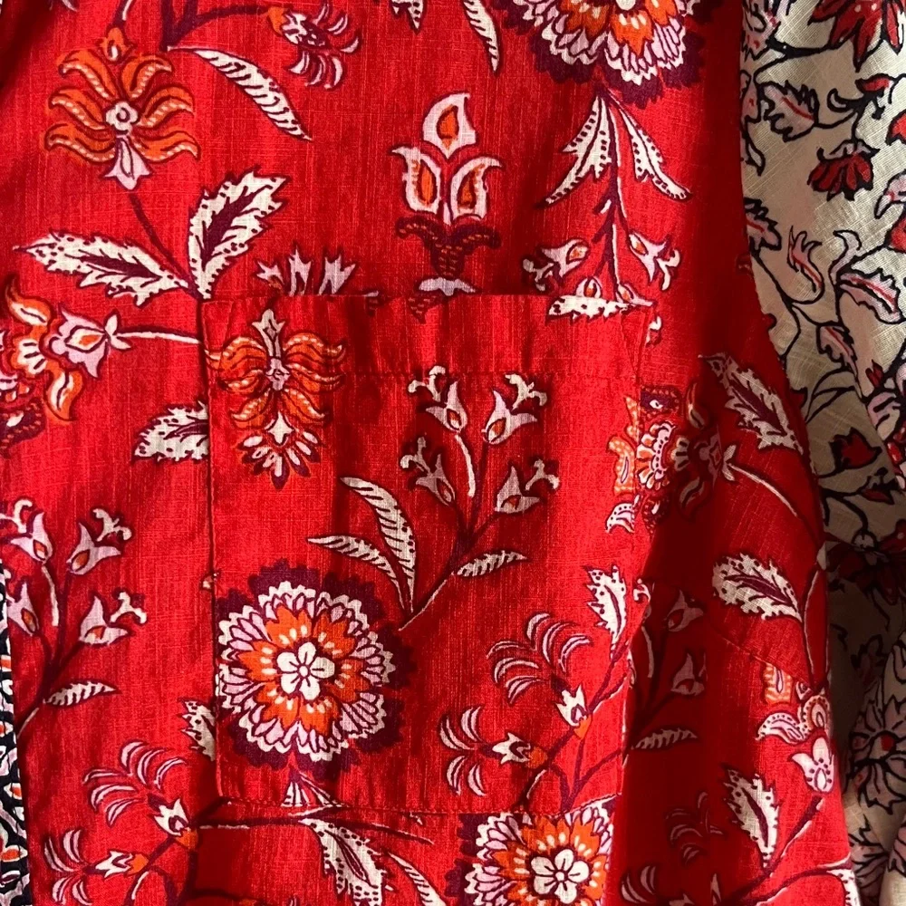 J. Jill Red and White Floral Button Down Shirt Sz Med Coastal Grandma Beach - Picture 8 of 12
